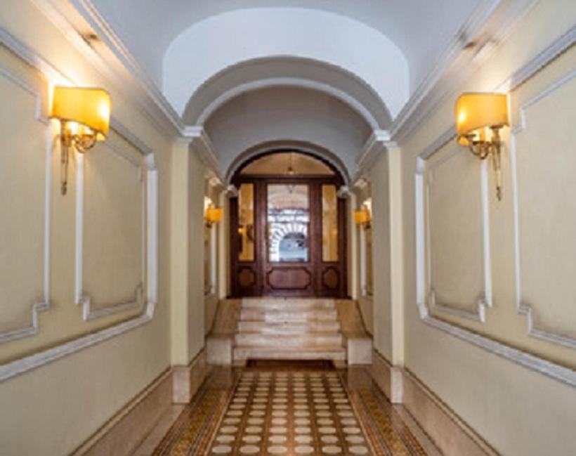 Veneto Holidays - Central Apartment In Via Veneto ローマ エクステリア 写真