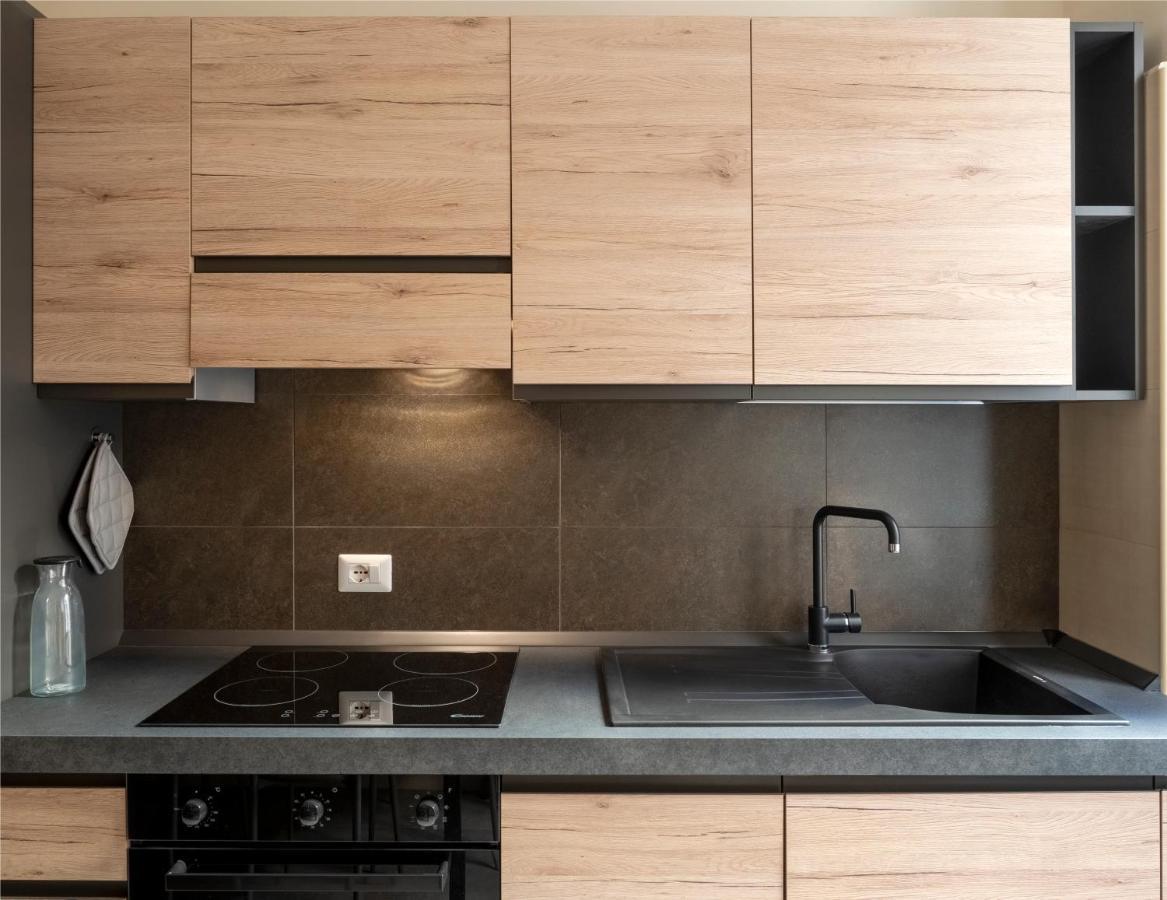 Veneto Holidays - Central Apartment In Via Veneto ローマ エクステリア 写真